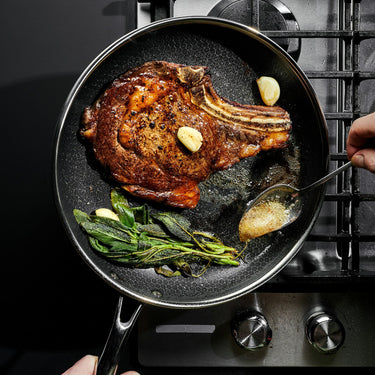 12" Hybrid Pan with Lid (30cm)