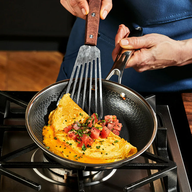8" Hybrid Pan (20 cm)