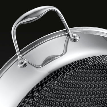5.5 QT Hybrid Deep Sauté Pan with Lid (5.2 L)